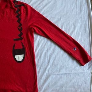 Champion long sleeve shirt
